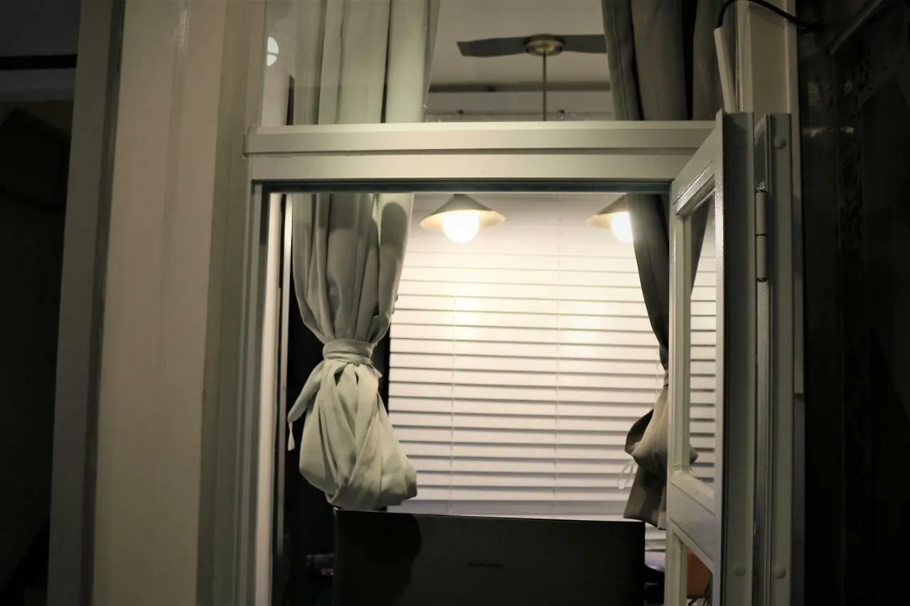 Must Stay Hotel Seoul 2*,  South Korea